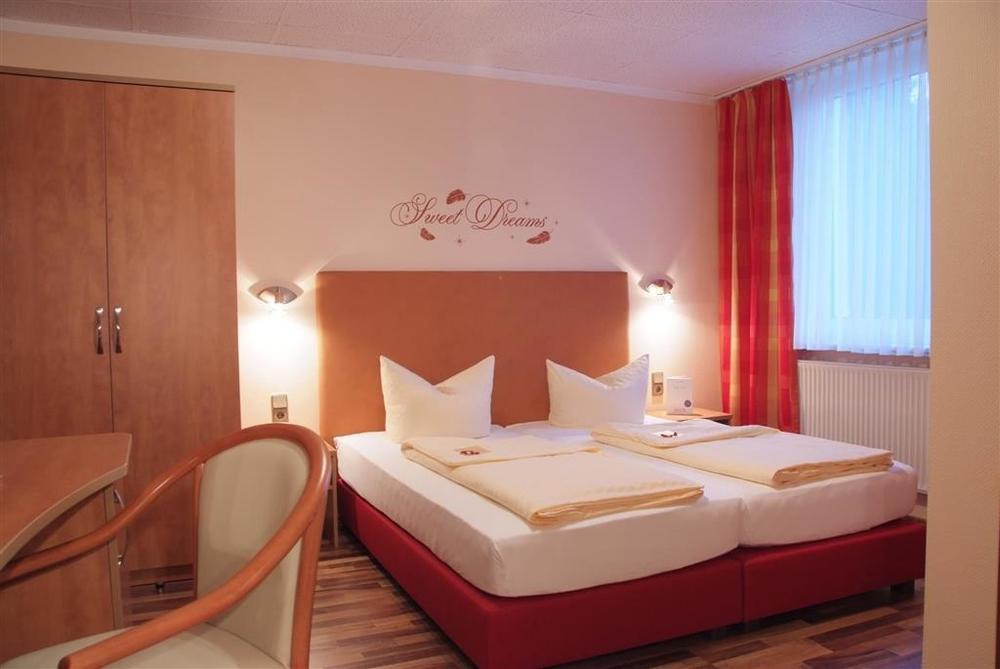 Arena Hotel Гельзенкірхен Номер фото